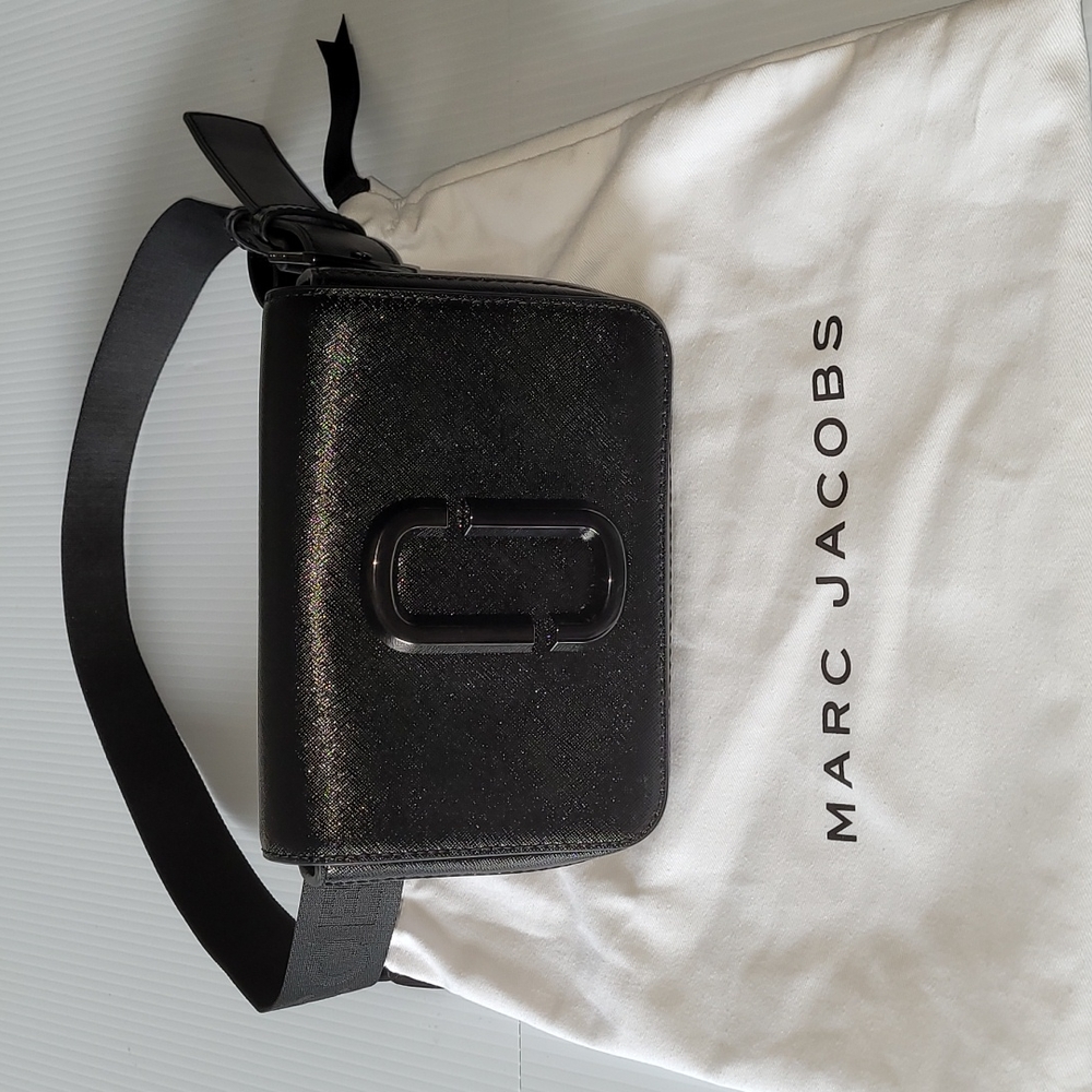 Marc Jacobs Black Hip Shot Covertible Belt Bag
